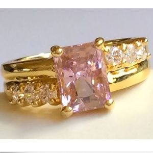 Gold Cocktail Ring Vintage Style Pink Cubic Zirconia Size 10 Plated Victorian